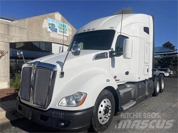 Kenworth T680 وحدات الجر