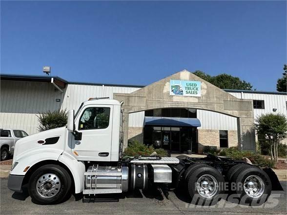 Peterbilt 579 وحدات الجر