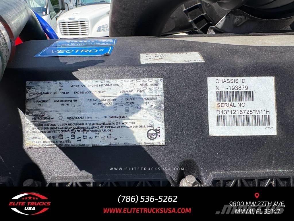 Volvo Commercial VNL وحدات الجر