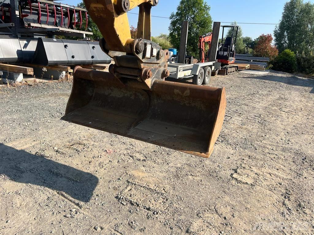  Tractopelle Cat 432F لوادر ذات جرافات عكسية