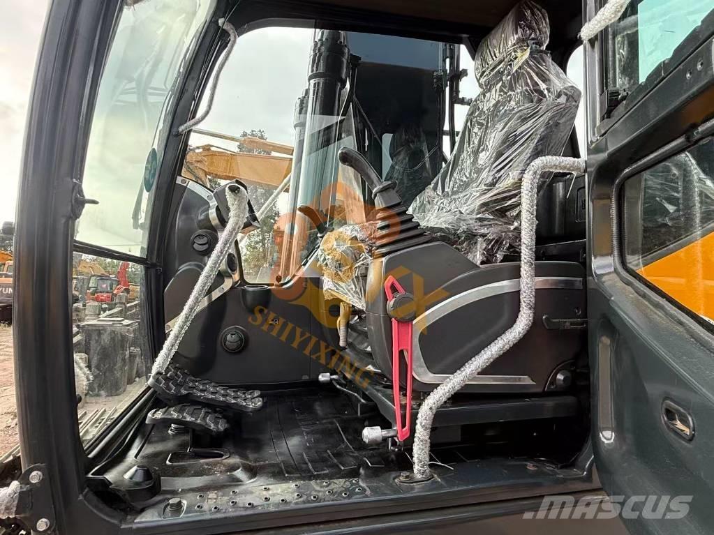 Hyundai Robex 220-9S حفارات زحافة