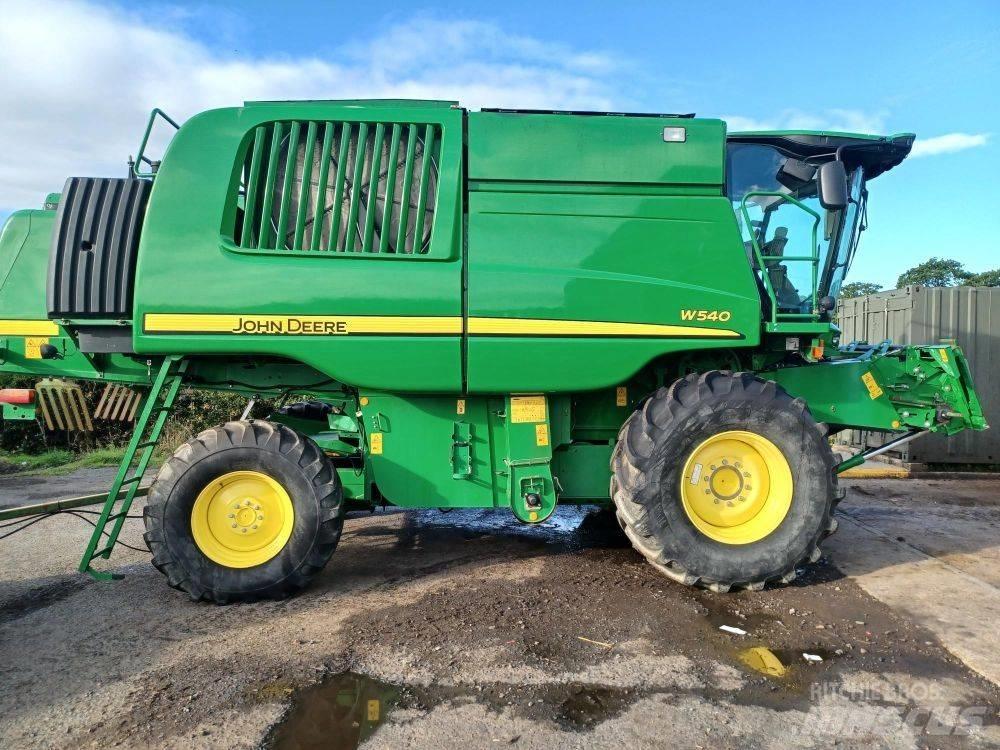 John Deere W 540 حصادات