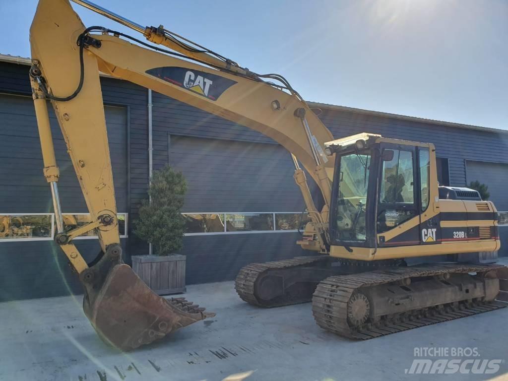 CAT 320 B L حفارات زحافة