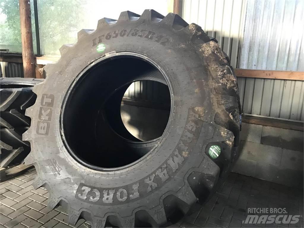 BKT 650/85R42 IF الإطارات والعجلات والحافات