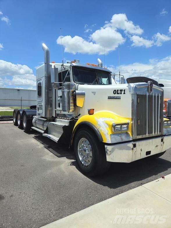 Kenworth W900 وحدات الجر