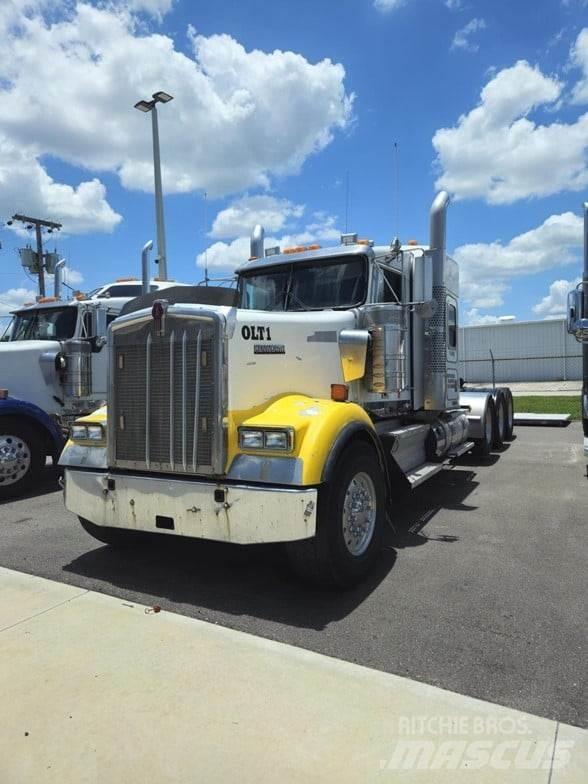 Kenworth W900 وحدات الجر