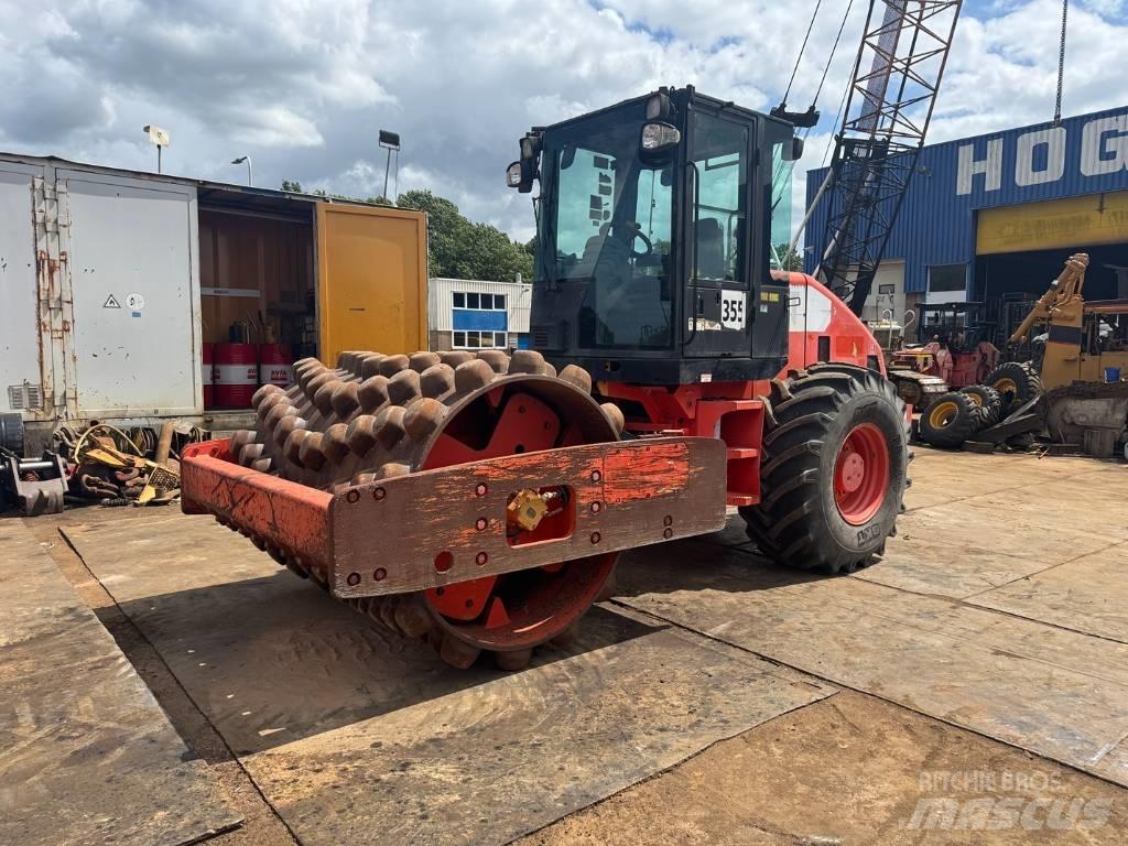 CAT CP 533 E مداحل أحادية الأسطوانة