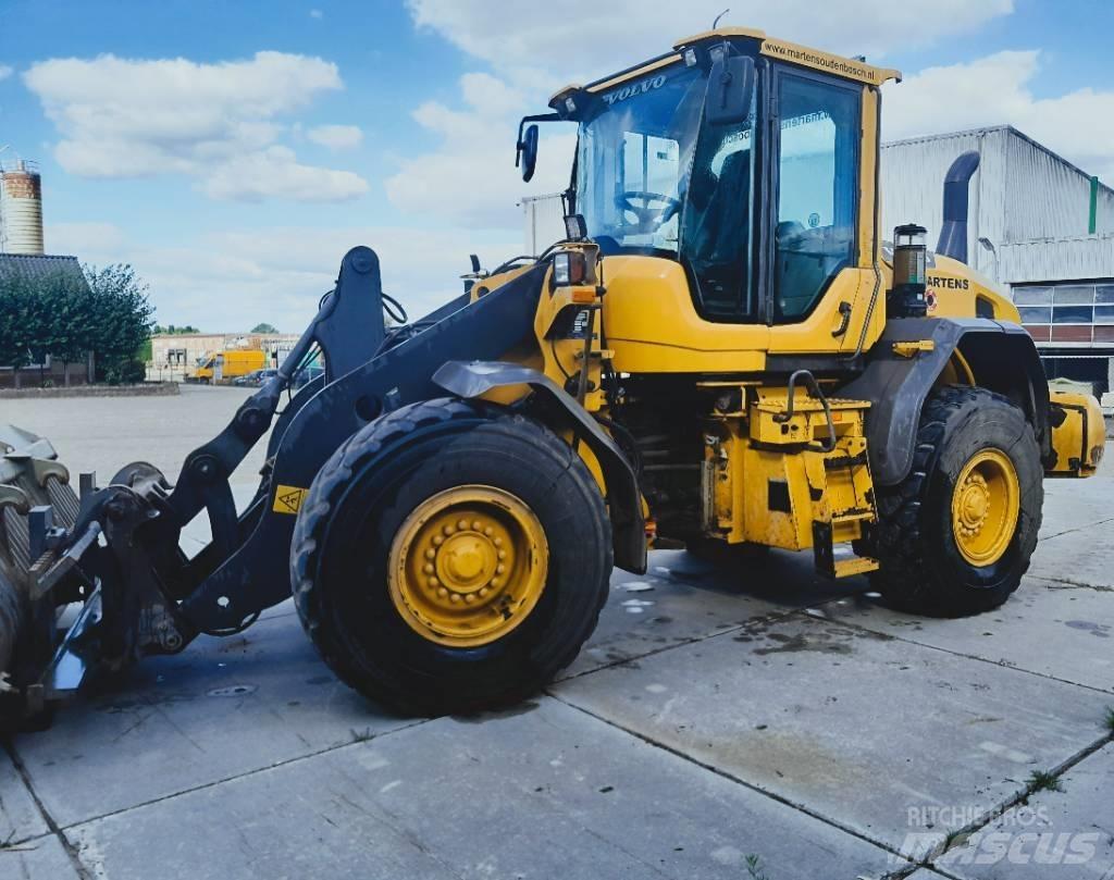 Volvo L70g لوادر بعجل