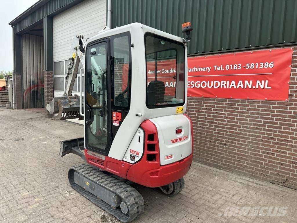 Takeuchi TB216 حفارات صغيرة أقل من 7 طن (حفارات صغيرة)