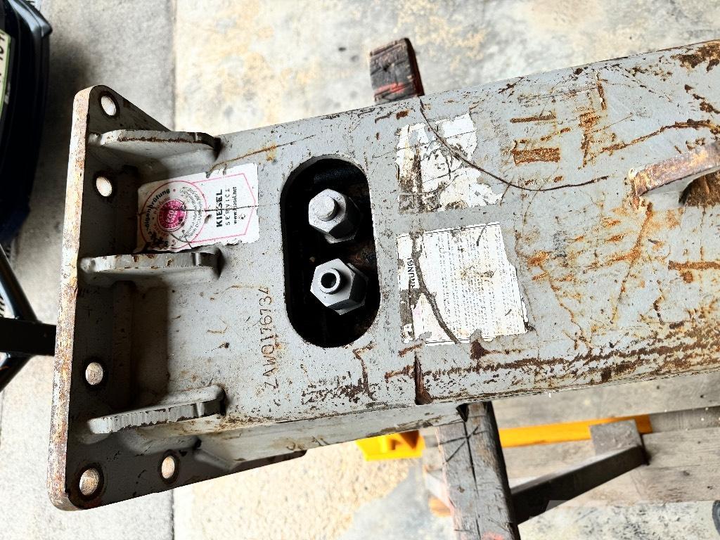 MTB 49D مطارق / كسارات