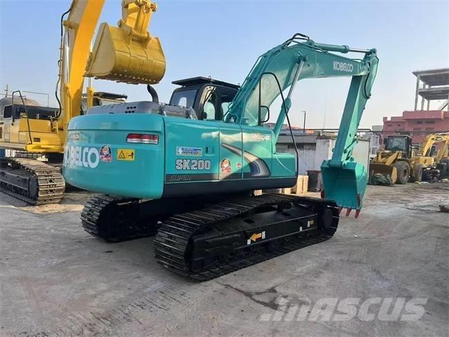 Kobelco SK 200 حفارات زحافة