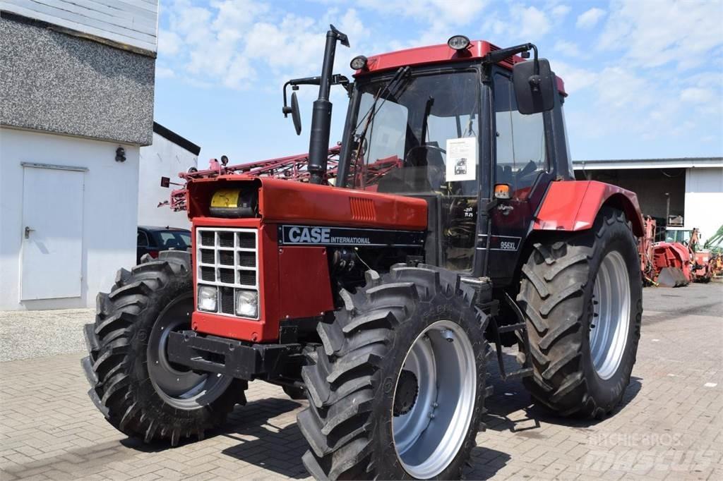 Case IH 956 XLA الجرارات