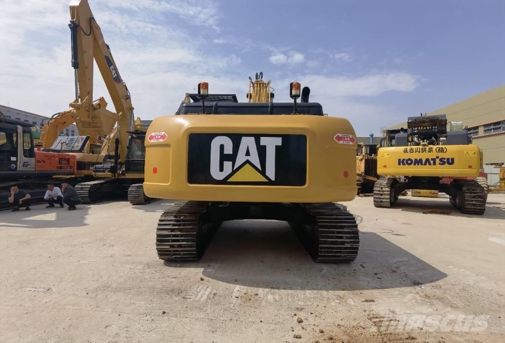 CAT 330 حفارات زحافة