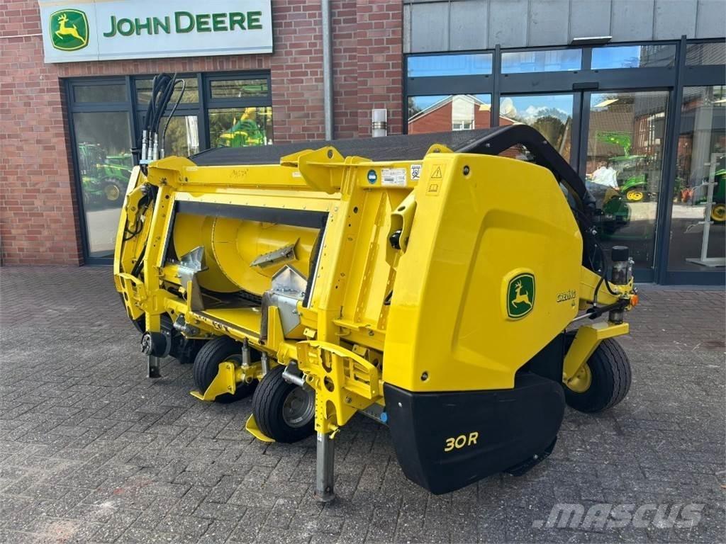 John Deere 30R ملحقات ماكينات القش والعلف