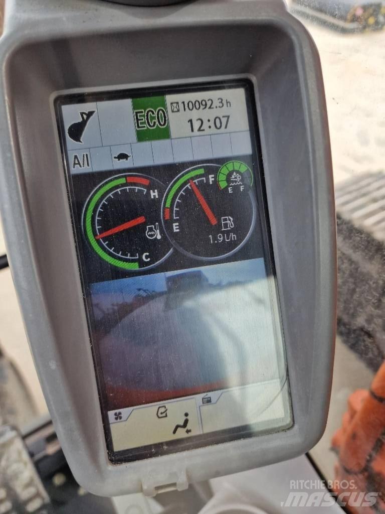 Hitachi ZX 350 LC-6 حفارات زحافة