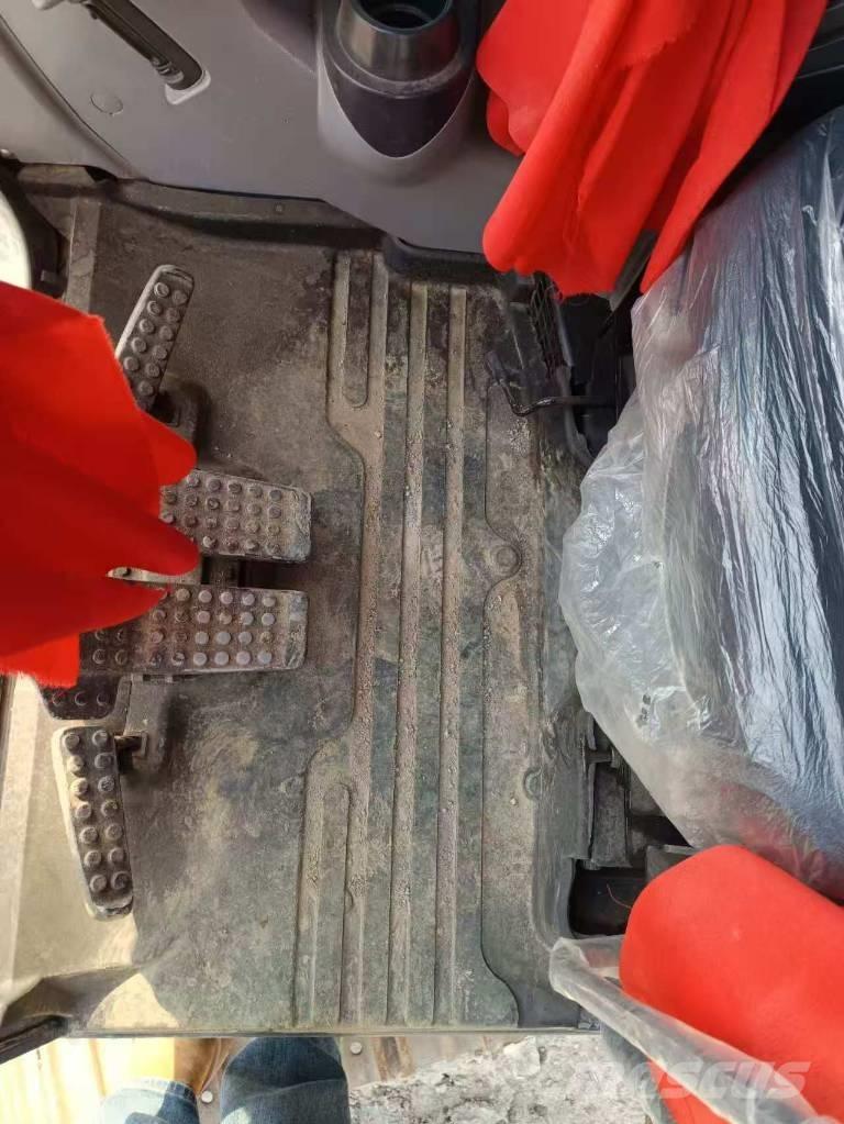 Hitachi ZX 70 حفارات وسط 7 طن - 12 طن