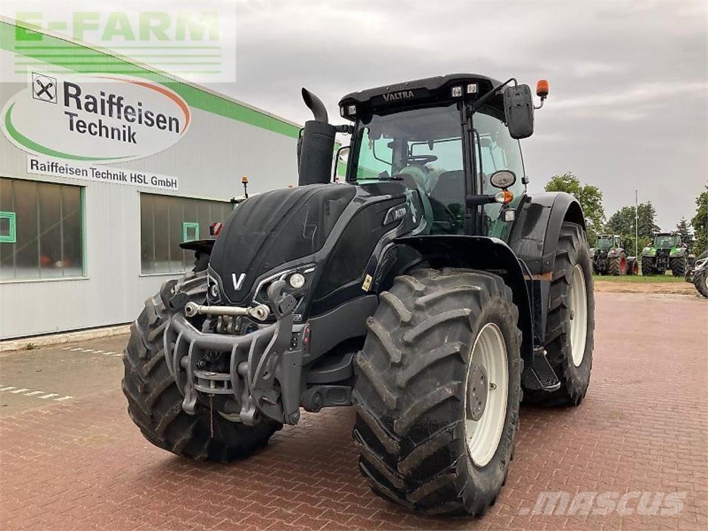 Valtra s 394 الجرارات