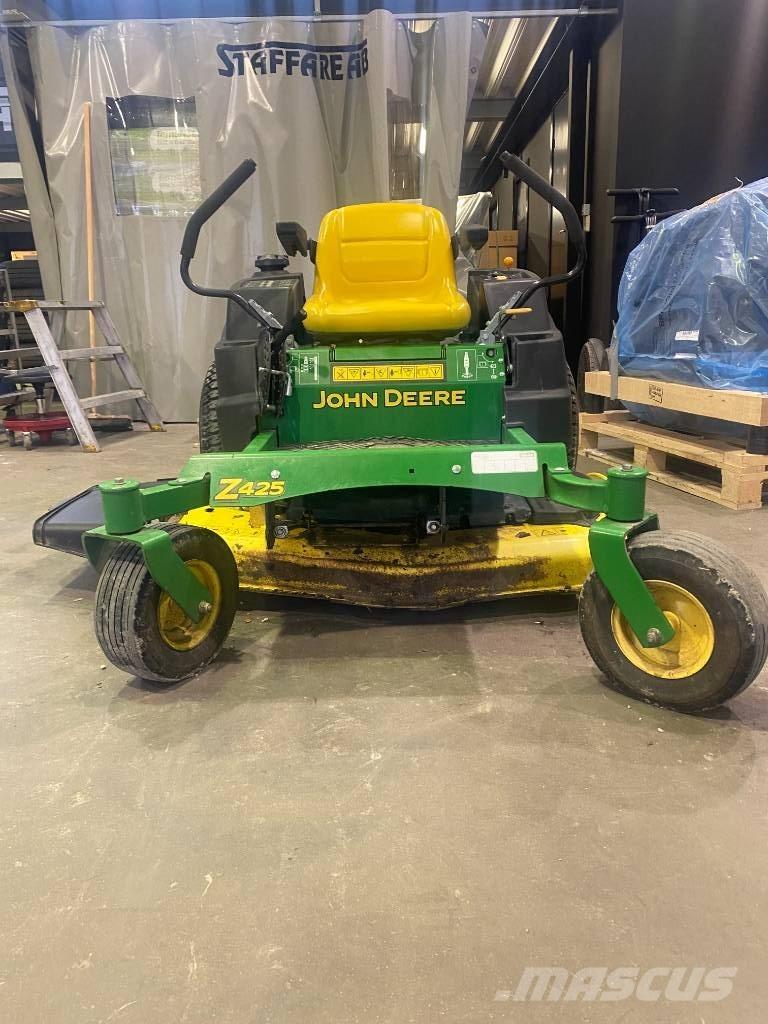 John Deere Z 425 ركوب الحشائش