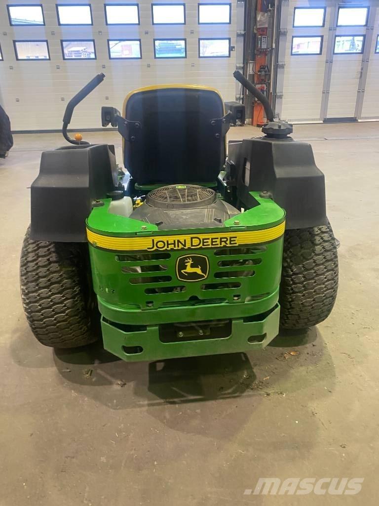 John Deere Z 425 ركوب الحشائش