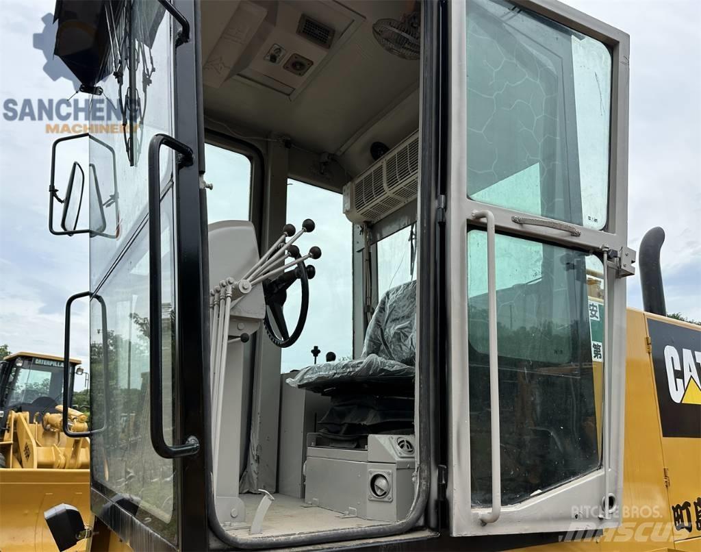 CAT 12 G معدات تمهيد الطرق