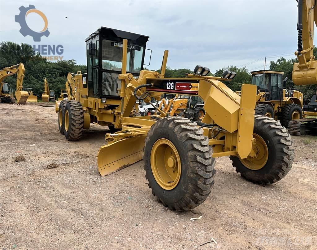 CAT 12 G معدات تمهيد الطرق