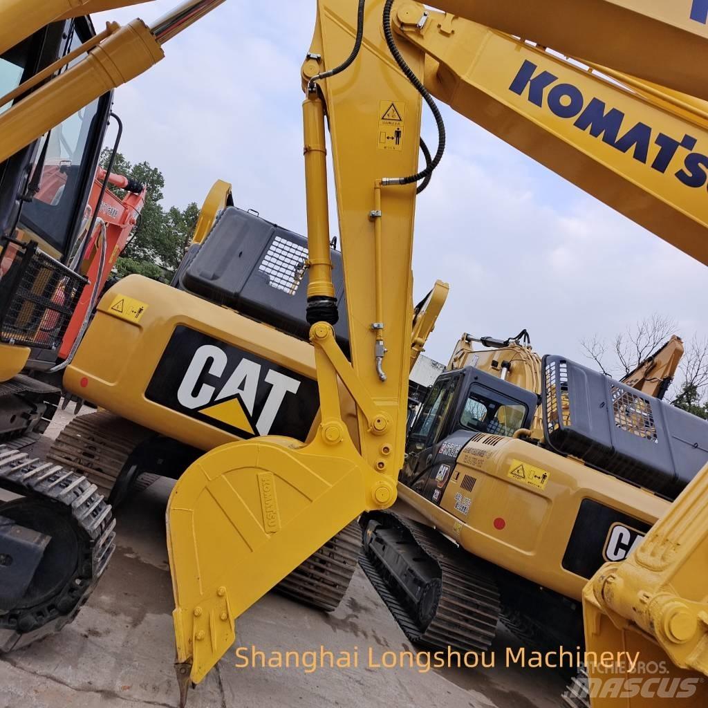 Komatsu PC 210-8 حفارات زحافة
