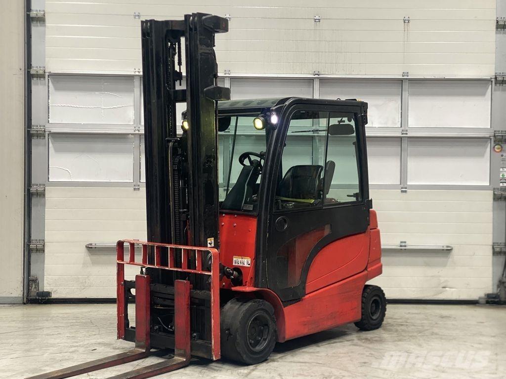 Hyster J3.0XN شاحنات ذات رافعات شوكية تعمل بالكهرباء