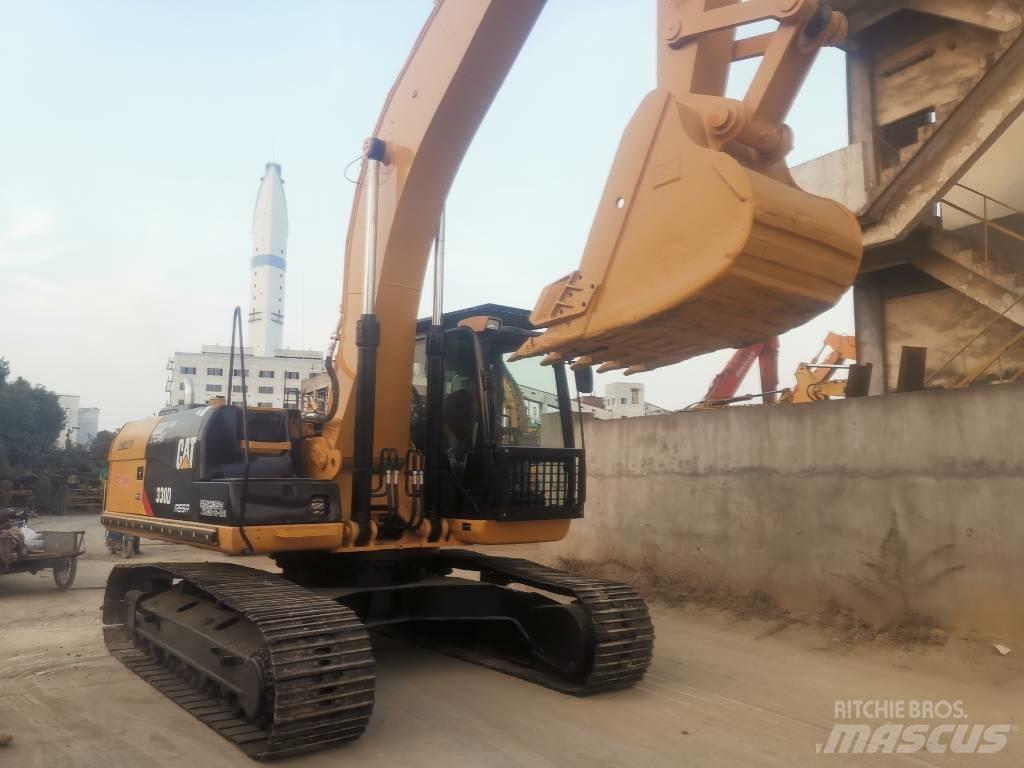 CAT 330 D حفارات زحافة