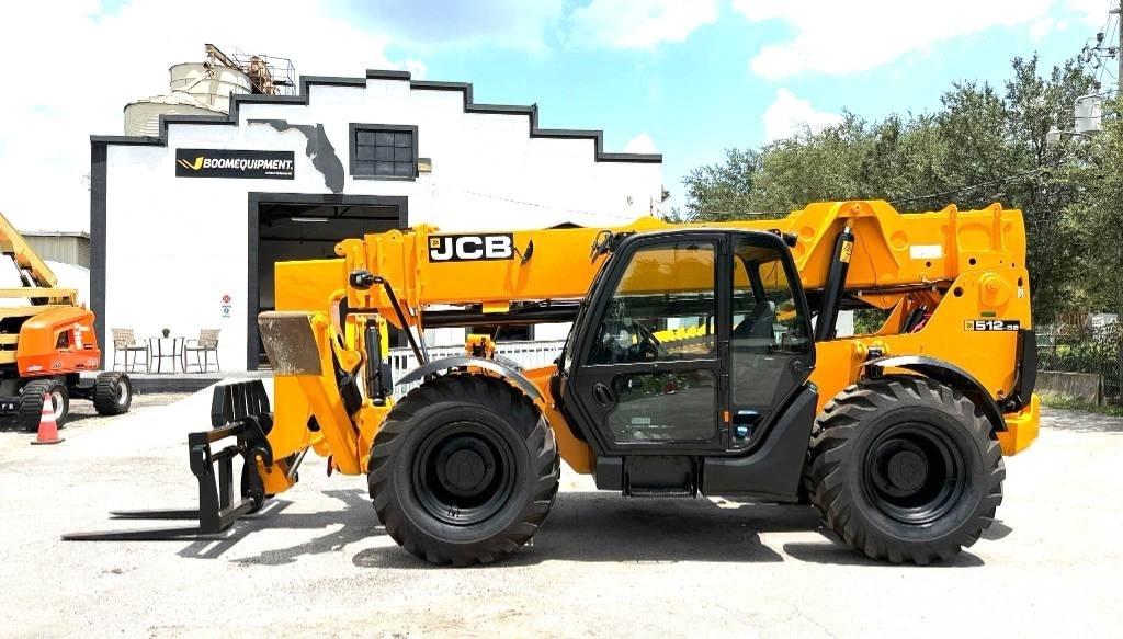 JCB 512-56 مناولات متداخلة