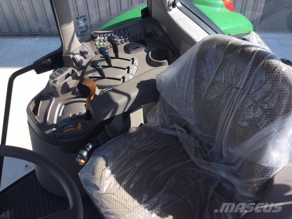 John Deere 6100M الجرارات