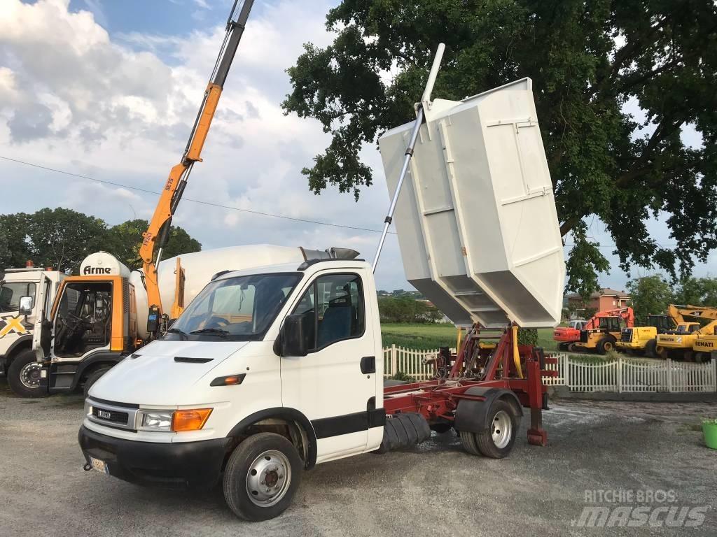 Iveco Daily 35-150 شاحنات قلابة