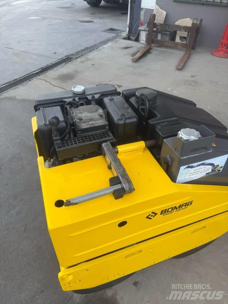 Bomag BW 65 مداحل ثنائية الاسطوانة