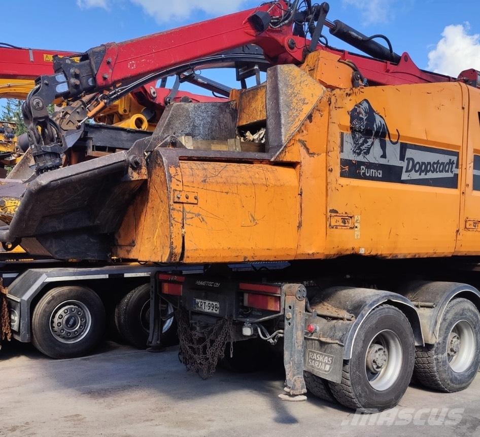 Doppstadt DH811L ماكينات تقطيع أخشاب الحراجة