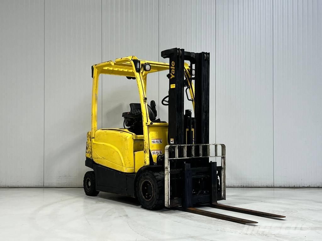 Hyster J3.0XN شاحنات ذات رافعات شوكية تعمل بالكهرباء