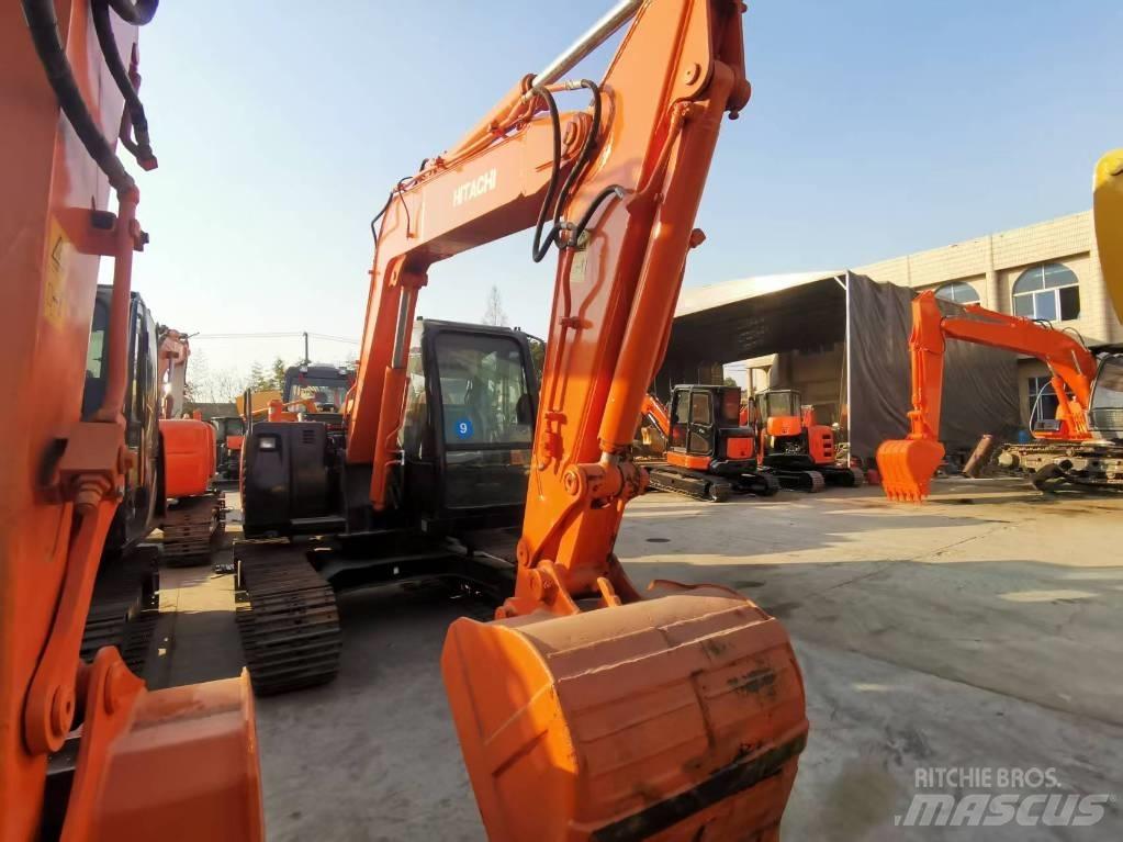 Hitachi ZX 70 حفارات وسط 7 طن - 12 طن