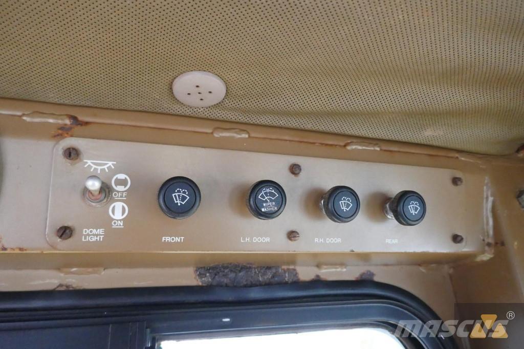 CAT D8N بلدوزرات مجنزرة