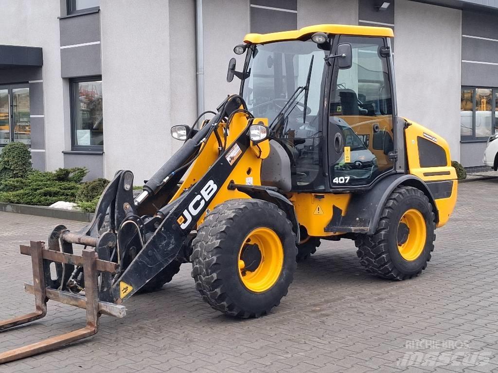 JCB 407 لوادر بعجل