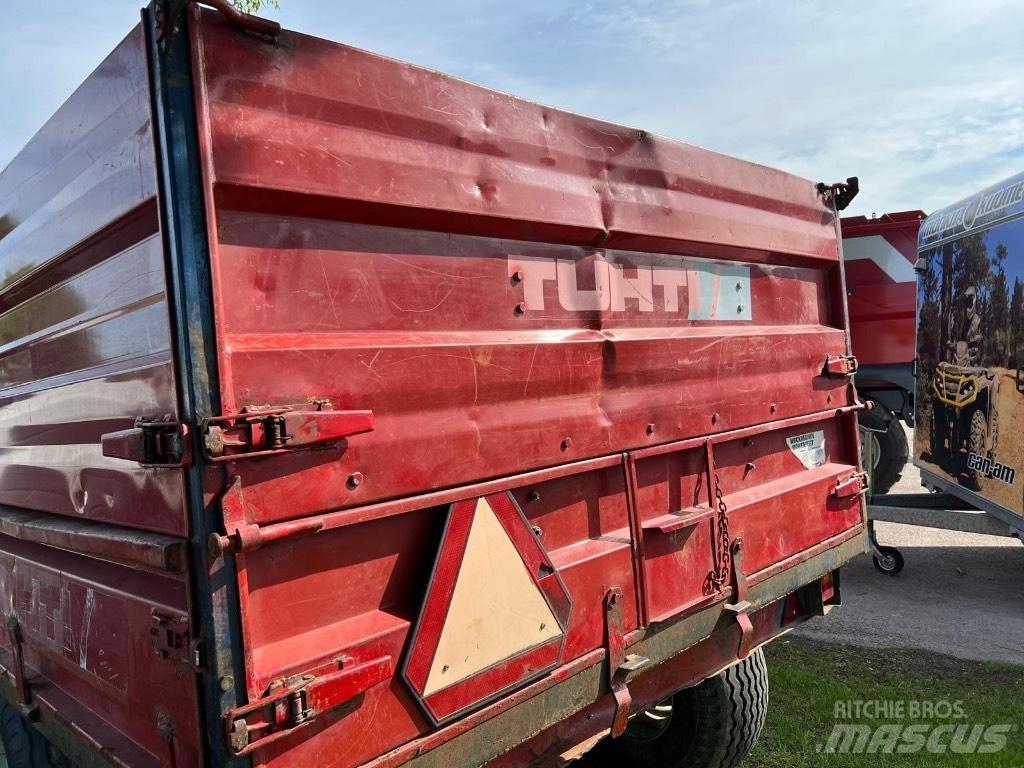 Tuhti M 85 مقطورات قلابة