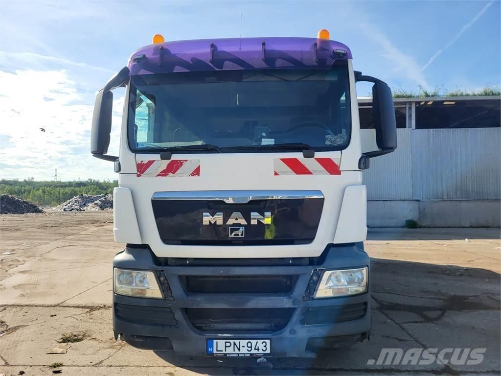 MAN TGS 28.320 6X2 شاحنات بمقصورة وهيكل