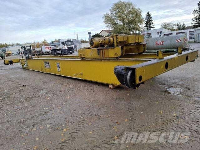 Demag 15to. رافعات أخرى