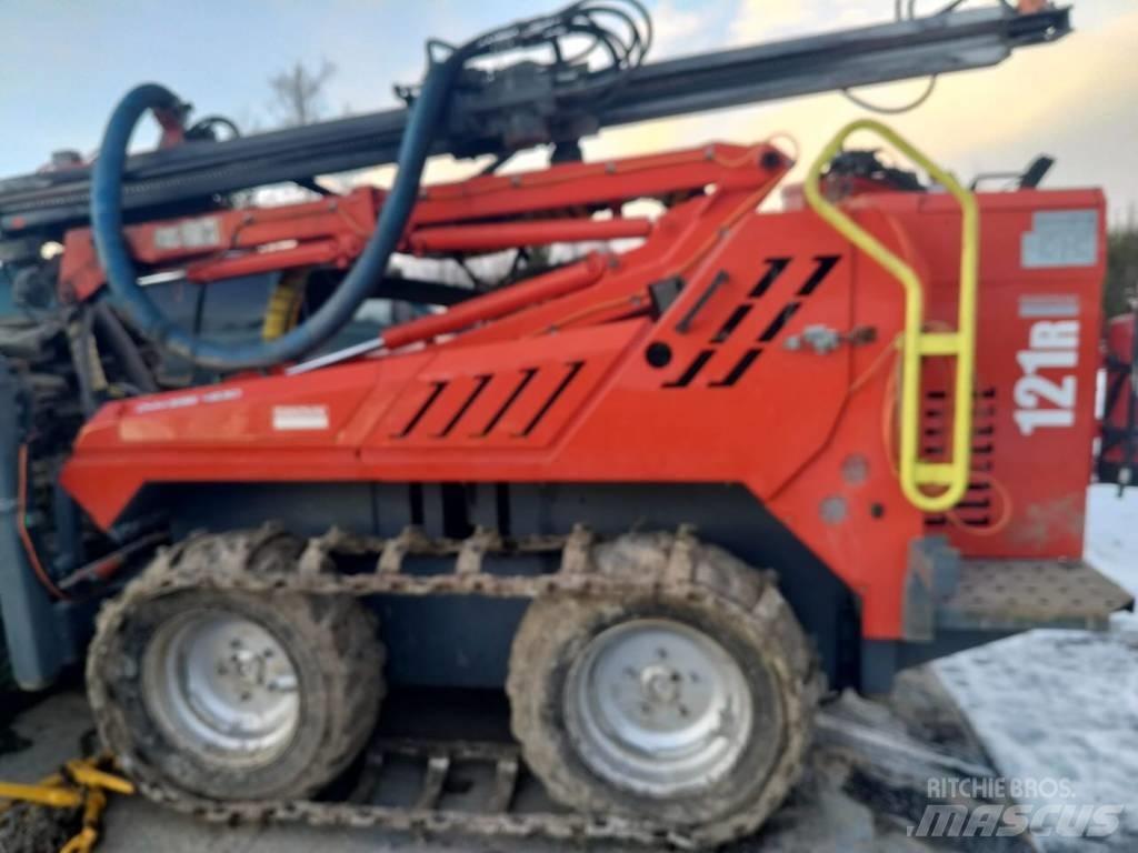 Sandvik DC 121R معدات الثقب السطحي