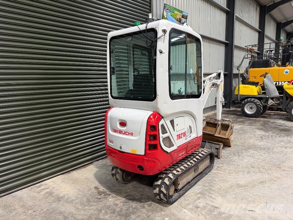 Takeuchi TB 216 حفارات صغيرة أقل من 7 طن (حفارات صغيرة)