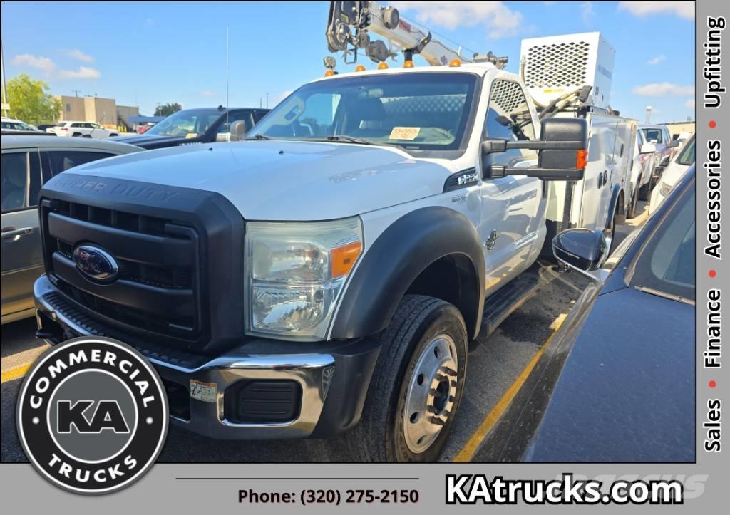 Ford F 550 XL SD رافعات مجنزرة
