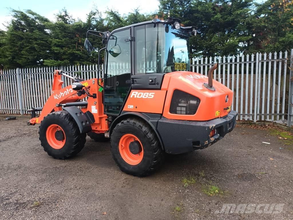 Kubota R 085 لوادر بعجل