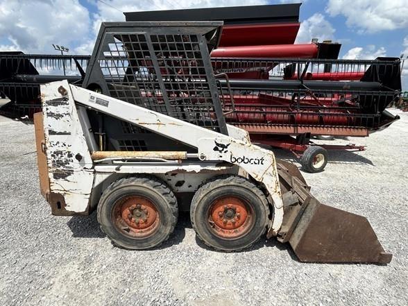 Bobcat 543B لوادر انزلاقية التوجيه