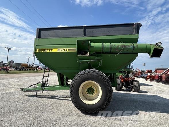 Brent 620 مقطورة حبوب