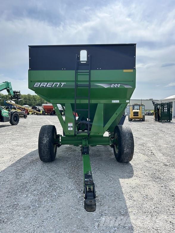 Brent 644 مقطورة حبوب