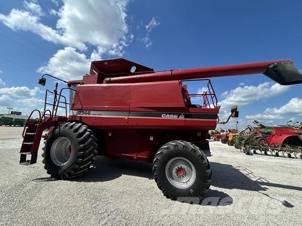 Case IH 2366 حصادات