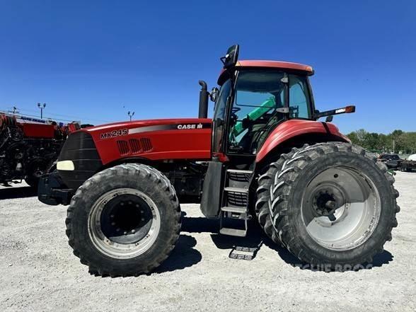 Case IH MX245 الجرارات