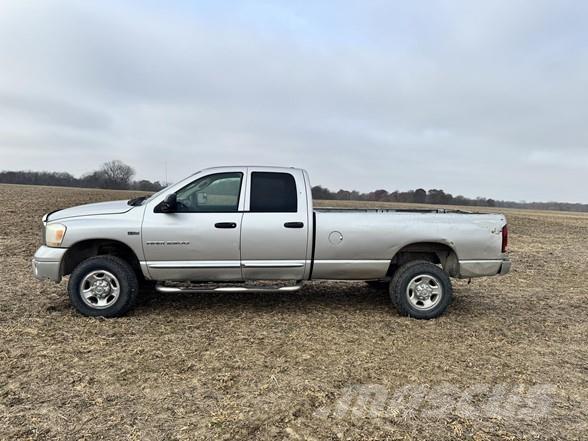 Dodge RAM 2500 معدات البناء - غير ذلك